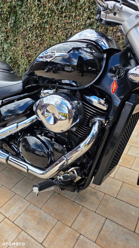 Suzuki Intruder - 10