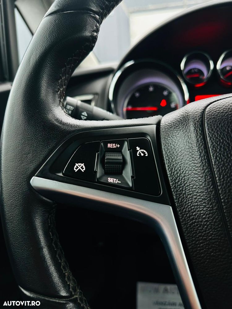 Opel Astra 1.7 CDTI DPF ecoFLEX Start/Stop Active - 28