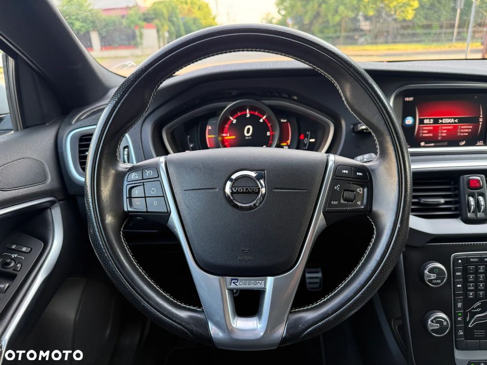 Volvo V40 D2 RDesign - 24