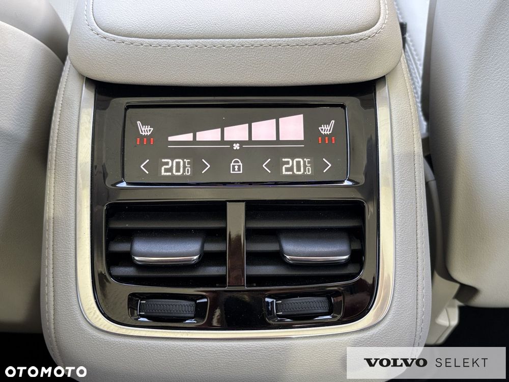 Volvo XC 90 - 12
