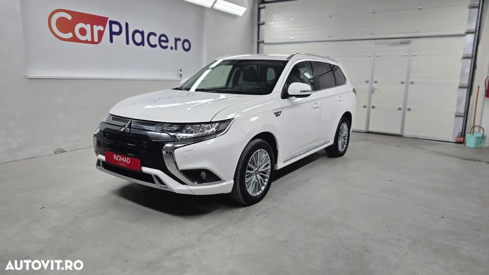 Mitsubishi Outlander PHEV 2.4 L 4X4 Intense