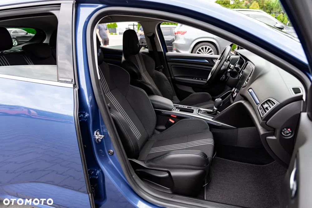 Renault Megane ENERGY TCe 205 EDC GT - 26