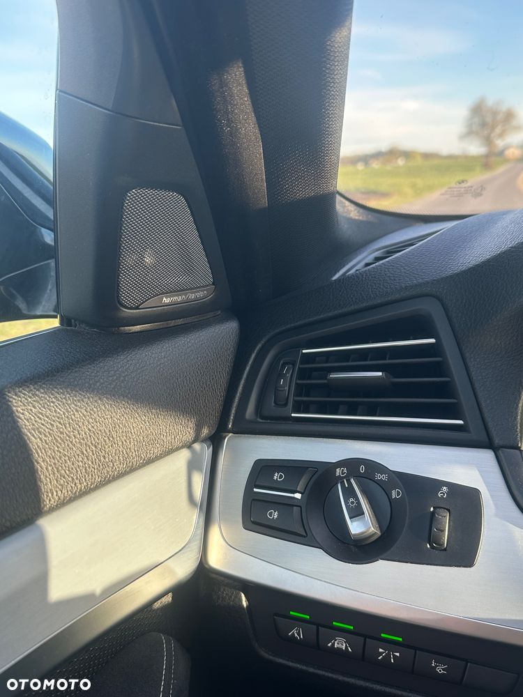 BMW Seria 5 535d xDrive - 12