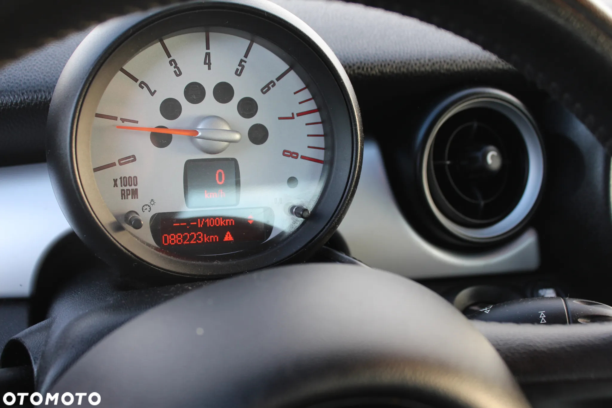 MINI Cooper Standard - 5