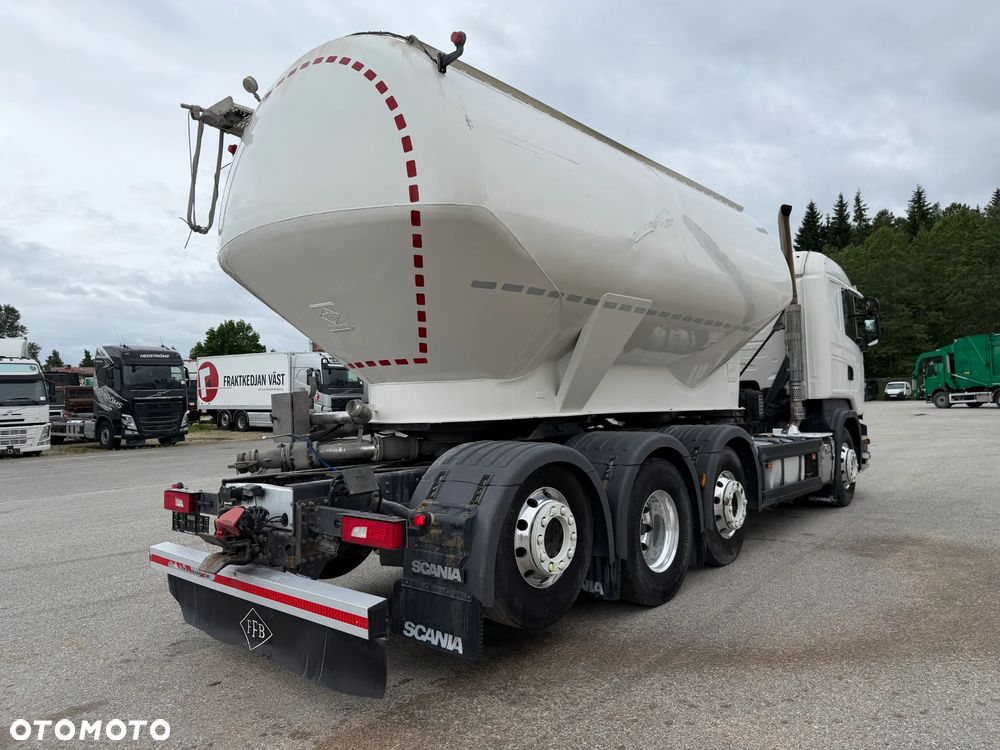 Scania R490 8x2*6 - 4