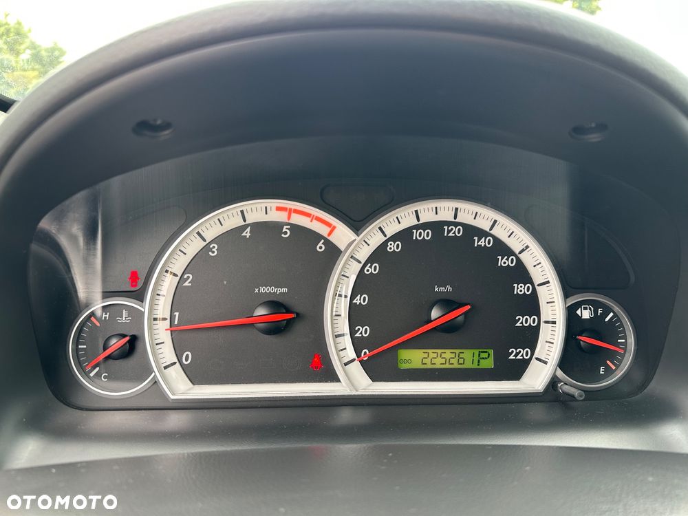 Chevrolet Captiva 2.0 d LT high (deu) - 11