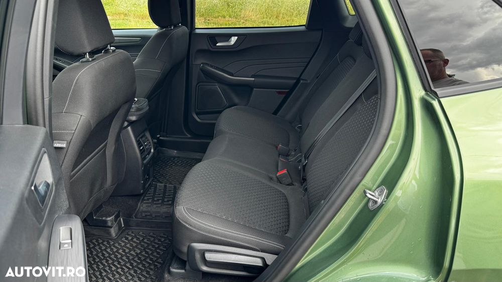 Ford Kuga 1.5 EcoBoost A8 FWD Titanium - 9