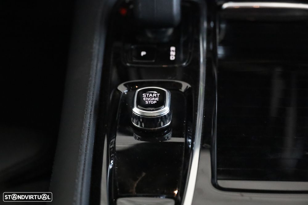 Volvo V60 2.0 T6 AWD TE Plus Dark - 17