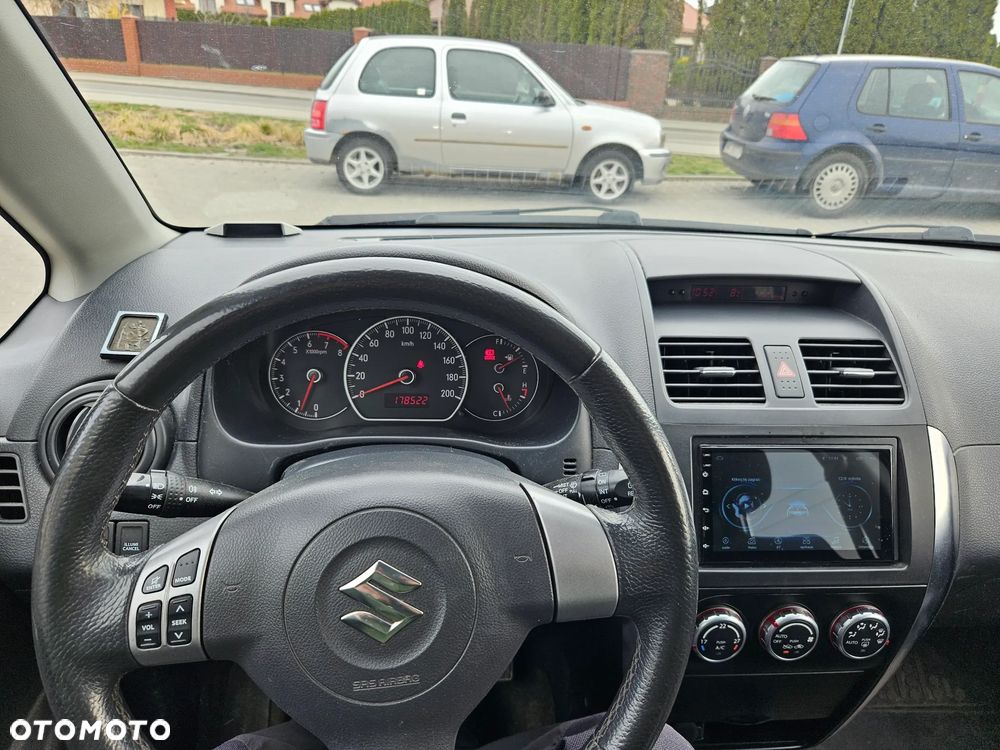 Suzuki SX4 - 14