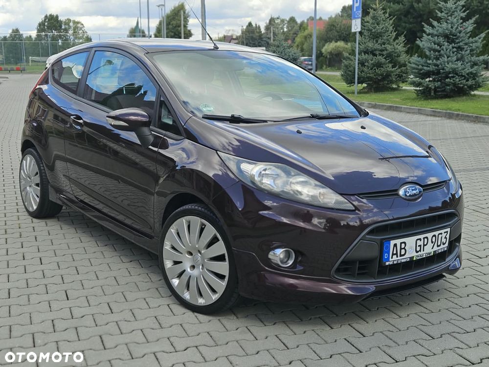 Ford Fiesta 1.25 Champions Edition - 11