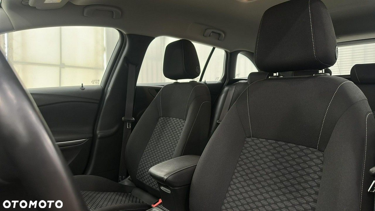 Opel Astra - 10