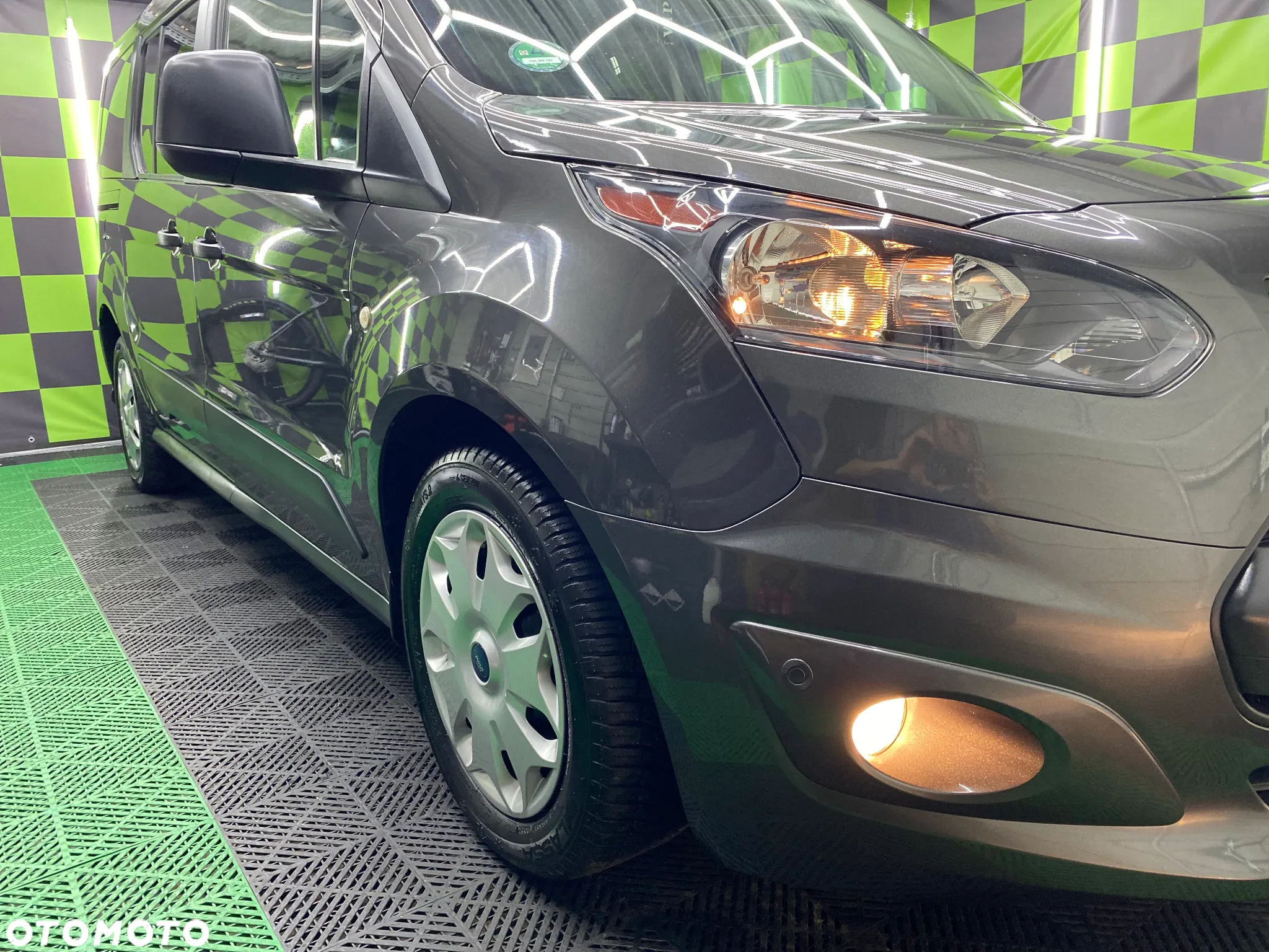 Ford Tourneo Connect 1.5 EcoBlue Start-Stop Trend - 20