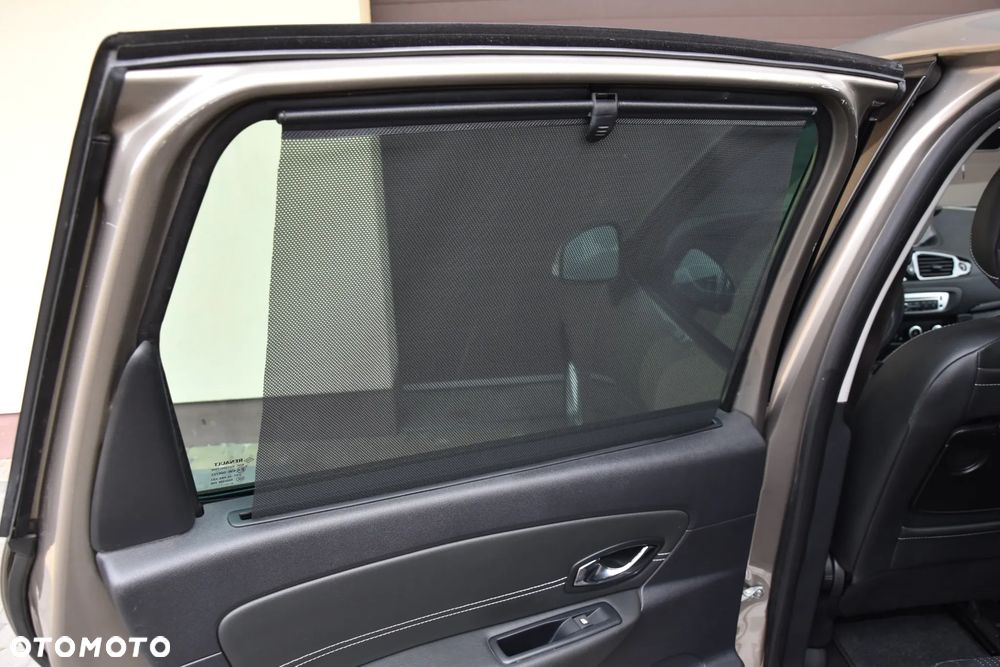 Renault Scenic 1.6 16V 110 Dynamique - 33