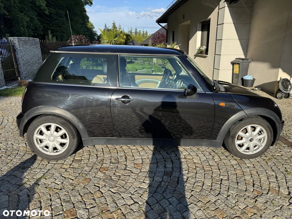 MINI Cooper Sidewalk - 4