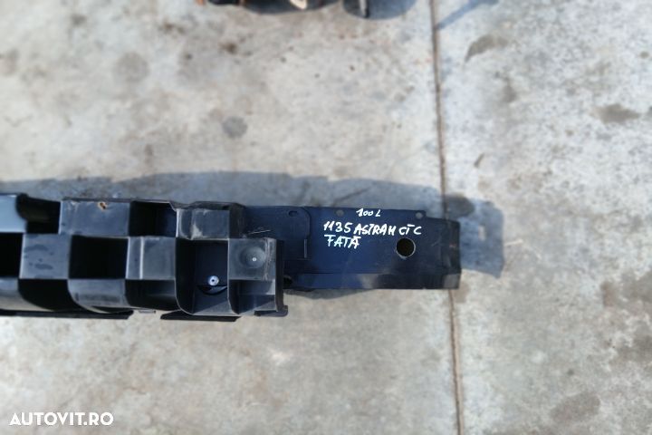Armatura / Intaritura bara fata 13110340 13110340 Opel Astra H [facel - 2