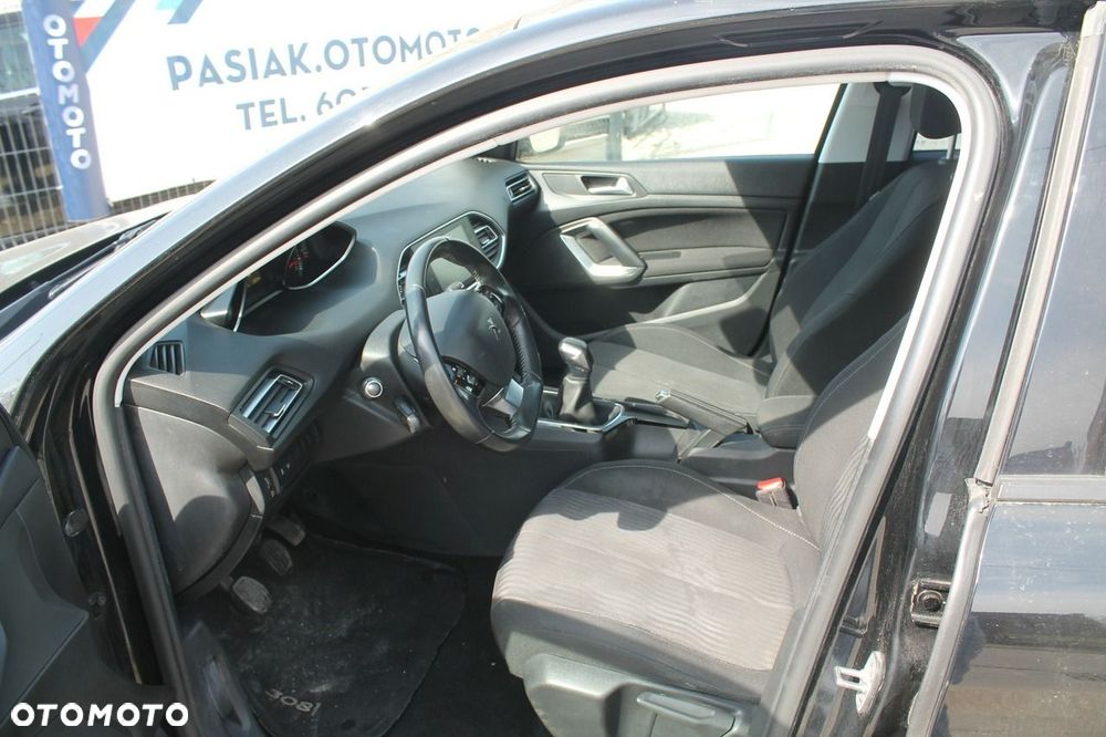 Peugeot 308 - 9