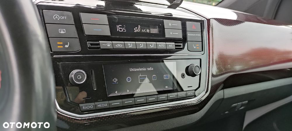 Volkswagen up! 1.0 TSI GTI - 15