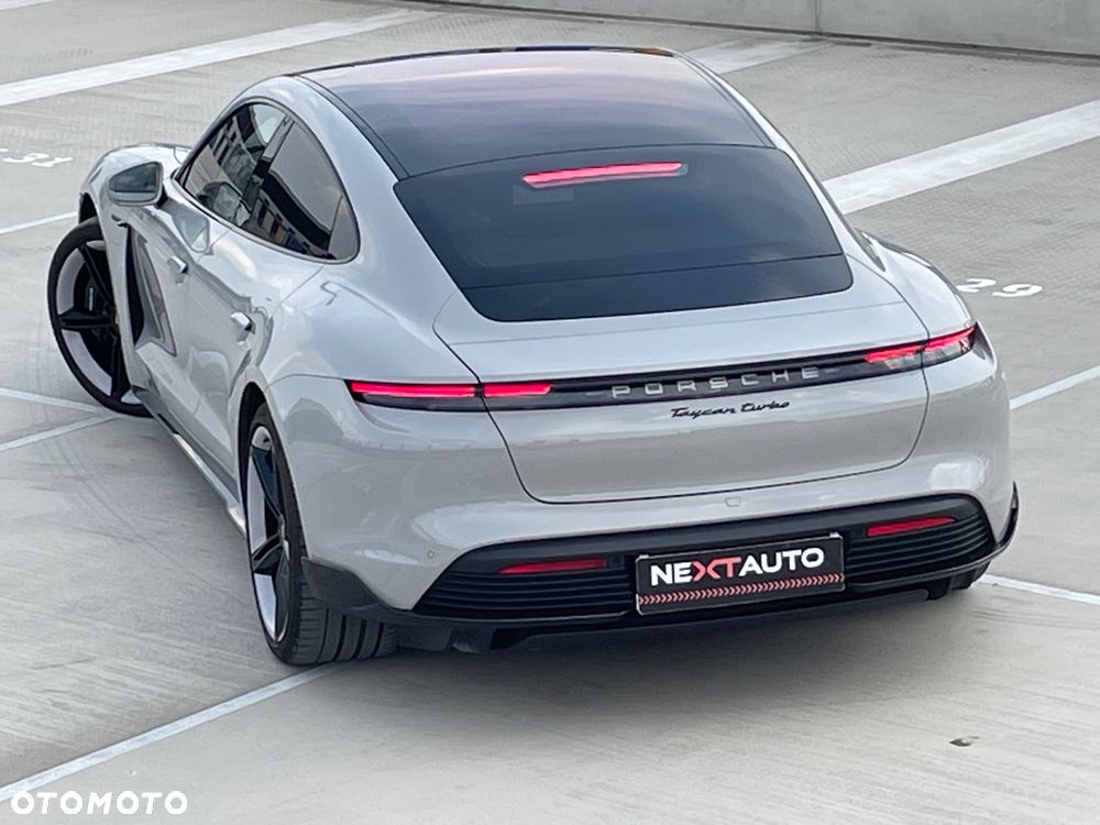 Porsche Taycan Turbo - 1