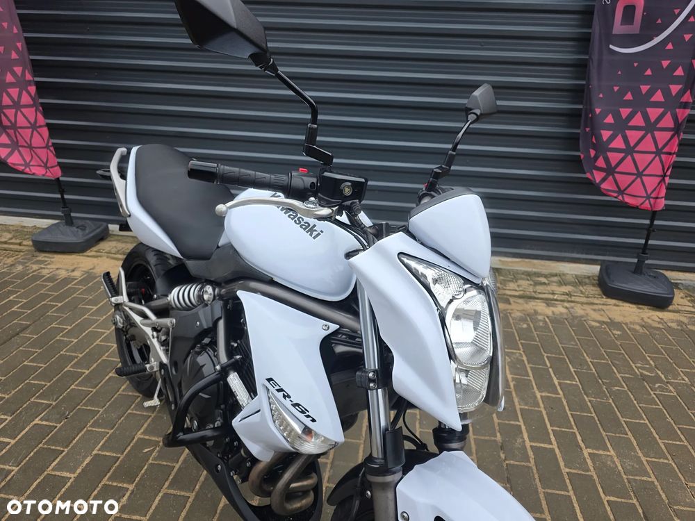 Kawasaki ER - 13