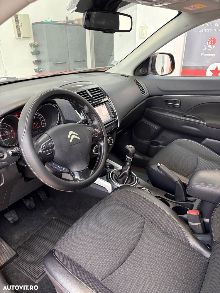 Citroën C4 e-HDi 115 Selection - 9