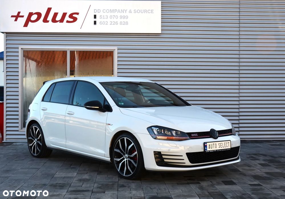 Volkswagen Golf GTI BlueMotion Technology - 2