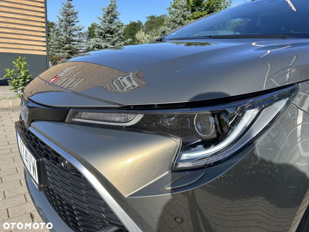 Toyota Corolla - 10