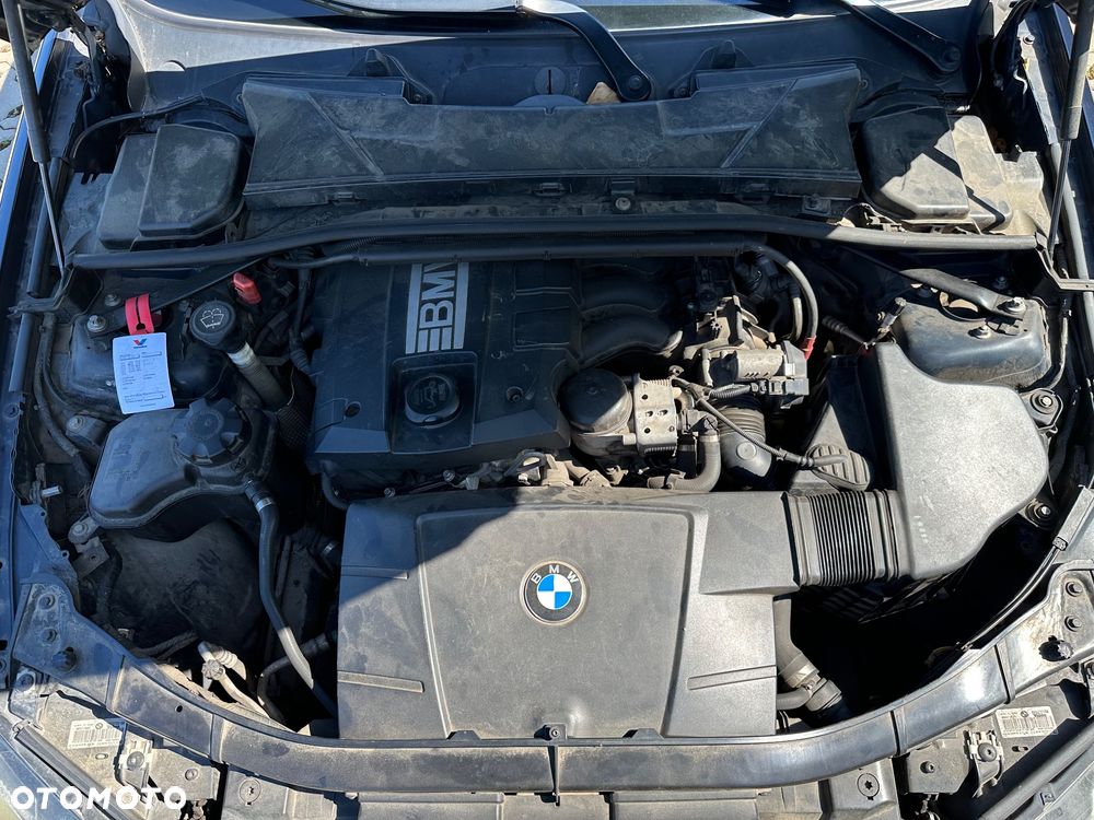 BMW Seria 3 318i Edition Lifestyle - 15