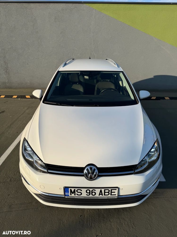 Volkswagen Golf - 5