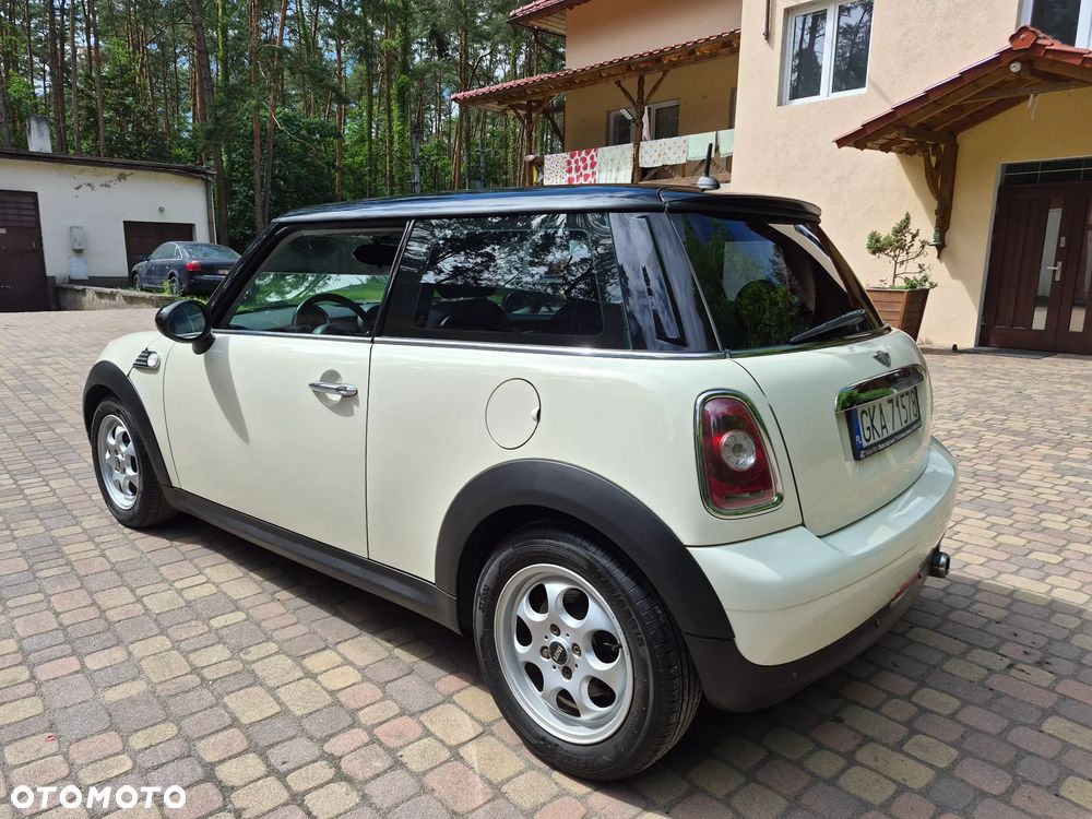 MINI ONE Standard - 4