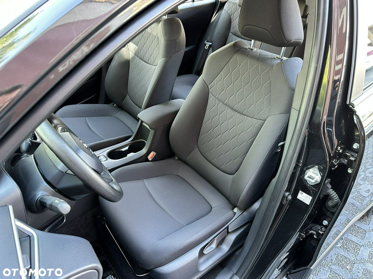 Toyota Corolla Cross - 11