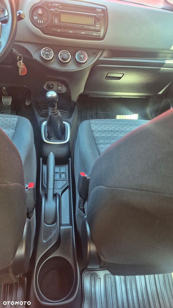 Toyota Yaris 1.0 Active - 8