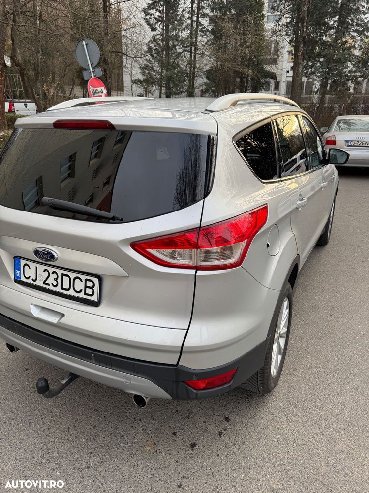 Ford Kuga 2.0 TDCi 4x4 Aut. Titanium - 4