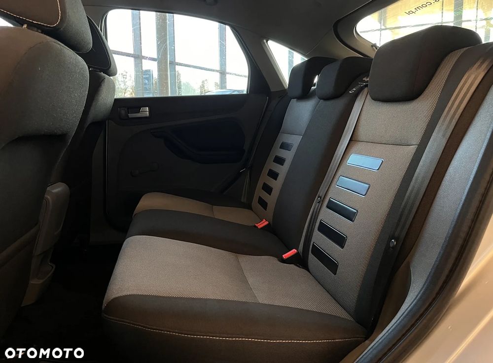 Ford Focus 1.6 TDCi Gold X - 18