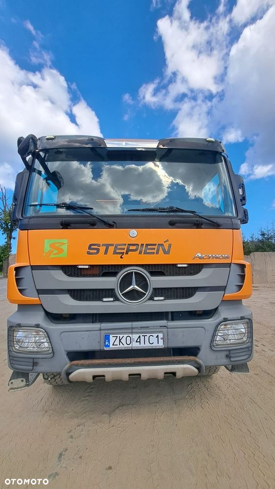 Mercedes-Benz Actros - 2