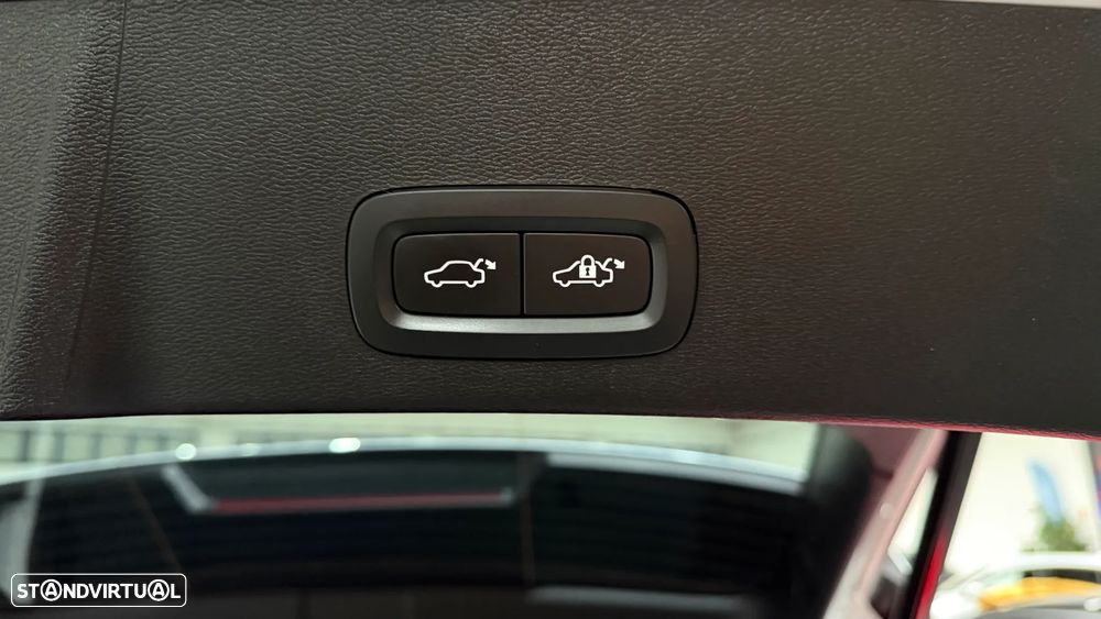 Volvo XC 40 T4 Recharge DKG Essential - 4