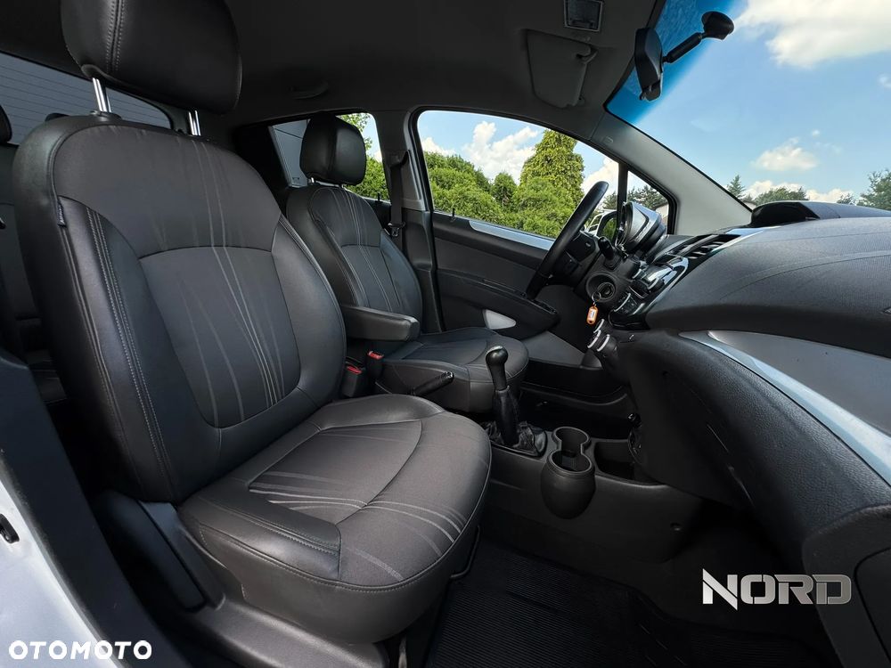 Chevrolet Spark 1.2 LTZ - 17