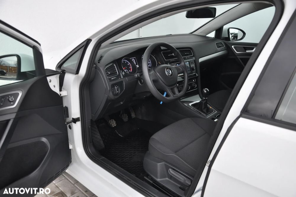 Volkswagen Golf 1.0 TSI Trendline - 10