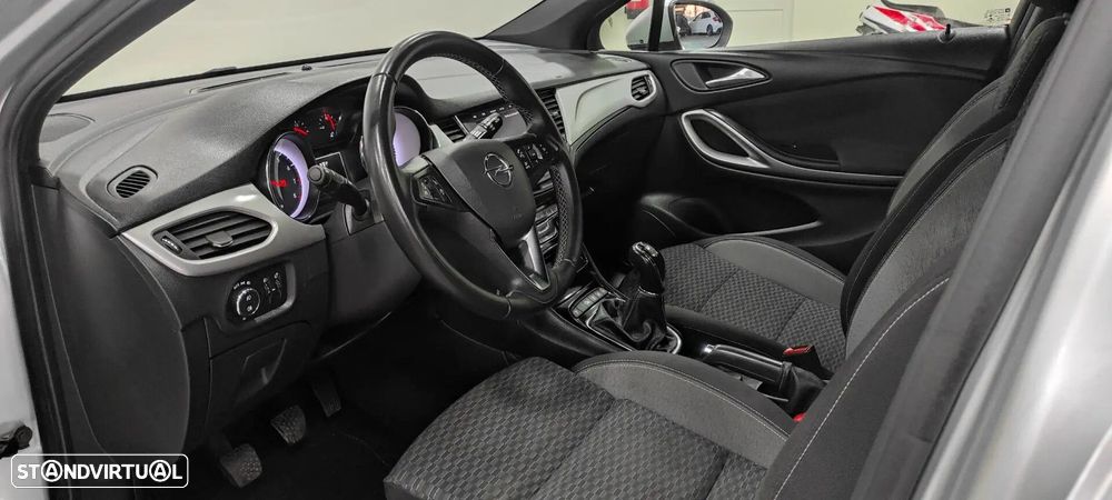 Opel Astra 1.2 Turbo - 17