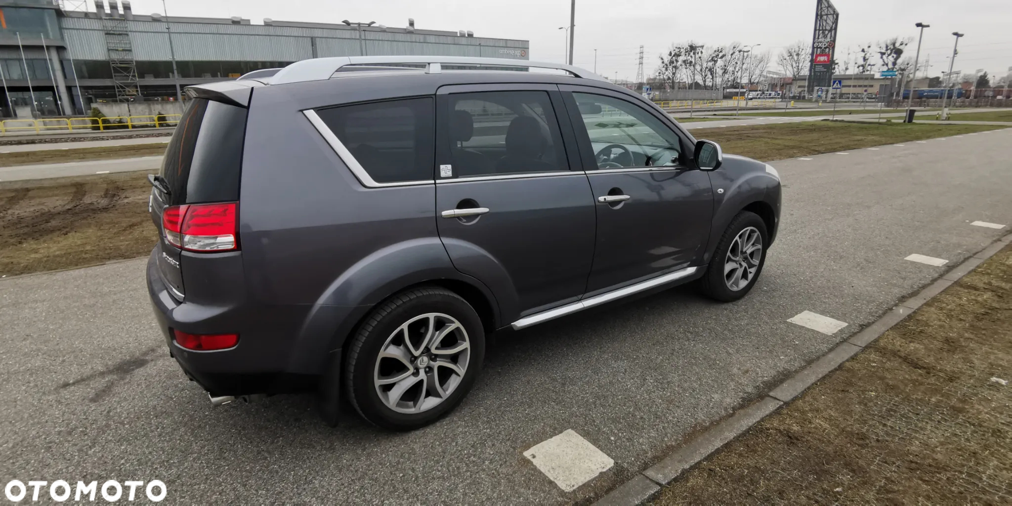 Citroën C-Crosser 2.2 HDi Exclusive DCS - 10