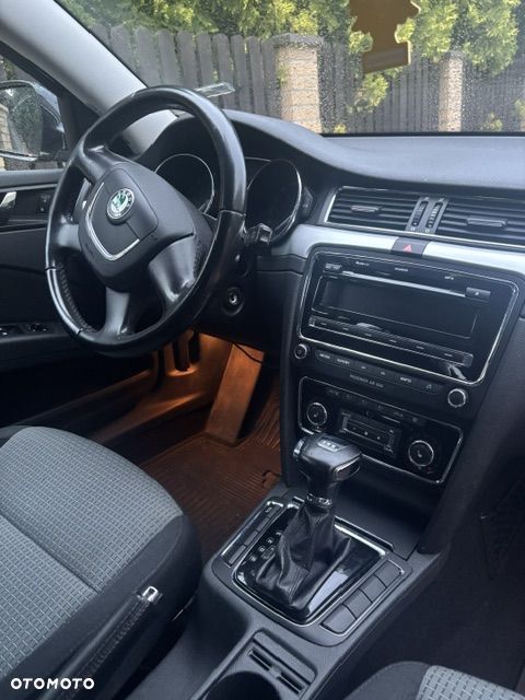 Skoda Superb 2.0 TDI Elegance DSG - 10