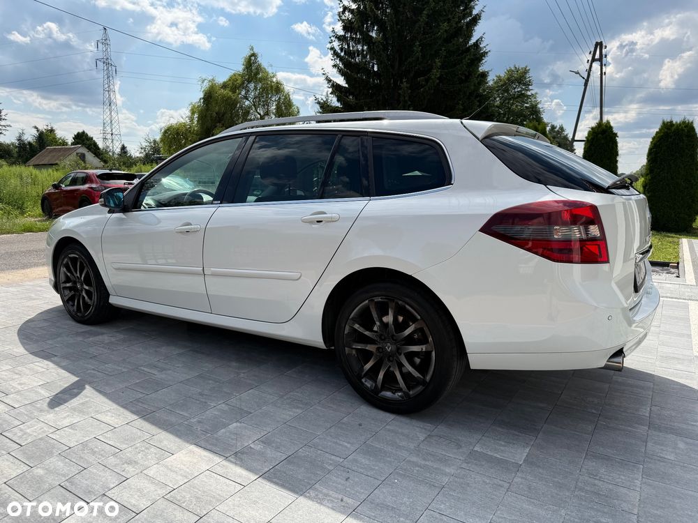 Renault Laguna ENERGY dCi 175 FAP Start & Stop GT - 3