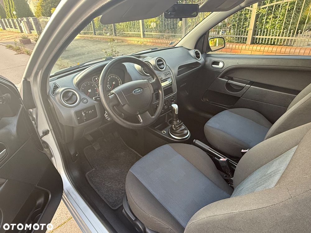 Ford Fiesta 1.3 Style - 9