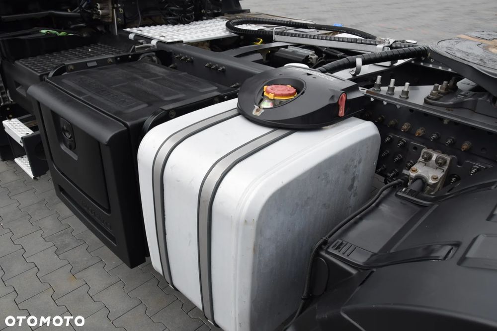 Volvo FH500 / NISKA KABINA / HYDRAULIKA / EURO 6 / ACC / LEDY / ALUFELGI / SERWISOWANY / SPROWADZONY - 18