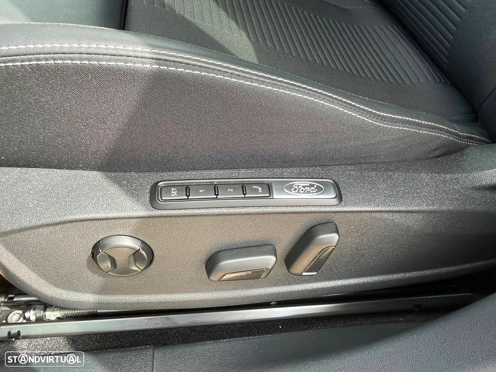 Ford Explorer Dual-motor Extend. Range AWD 77kWh Premium - 20