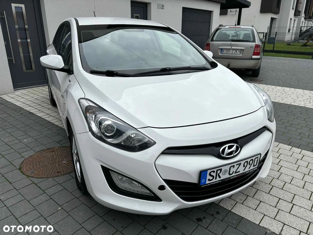 Hyundai i30 1.6 CRDi BlueDrive Classic + - 20