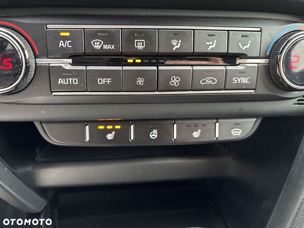 Kia ProCeed 1.5 T-GDI GT Line DCT - 21