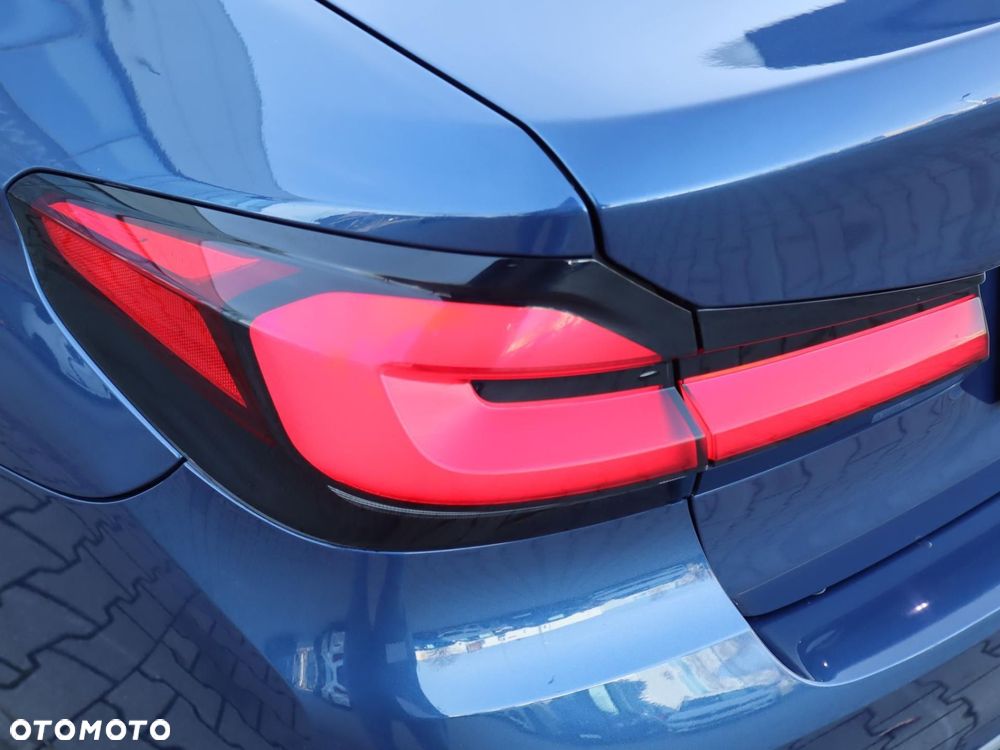 BMW Seria 5 - 21