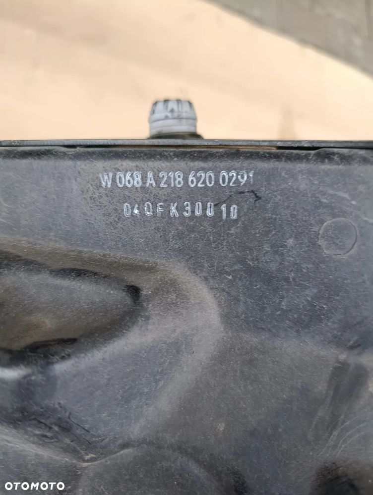 MERCEDES CLS C218 OKULAR WZMOCNIENIE PRAWY PRZÓD PRZEDNI A2186200291 - 3