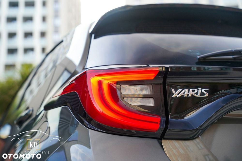 Toyota Yaris Hybrid 1.5 Premiere Edition - 17