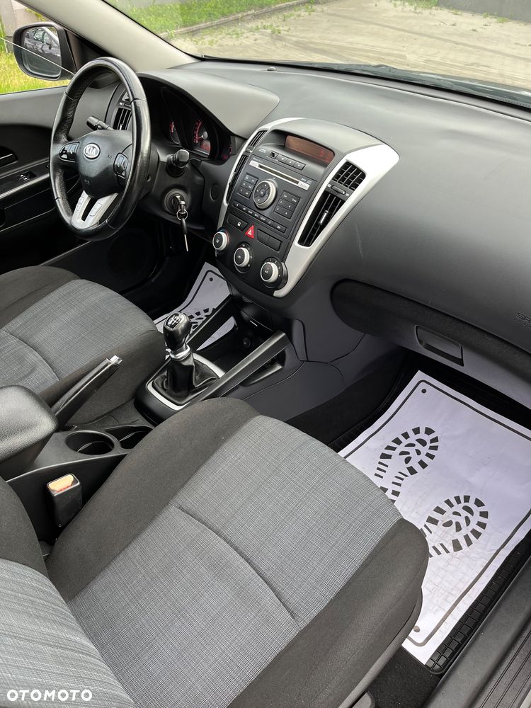 Kia Ceed 1.6 CVVT Vision - 8